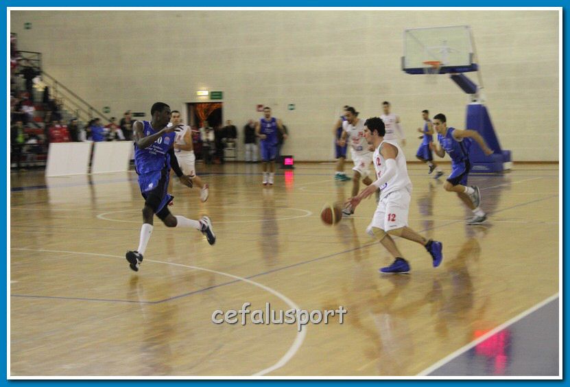 121223 Aquila 410_tn.jpg